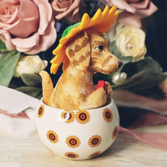 Hamilton Collection Cups of Affection Bright as the Sun Dachshund - Picture 10 of 10